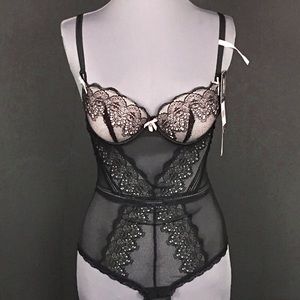 Daisy Fuentes Lace Teddy